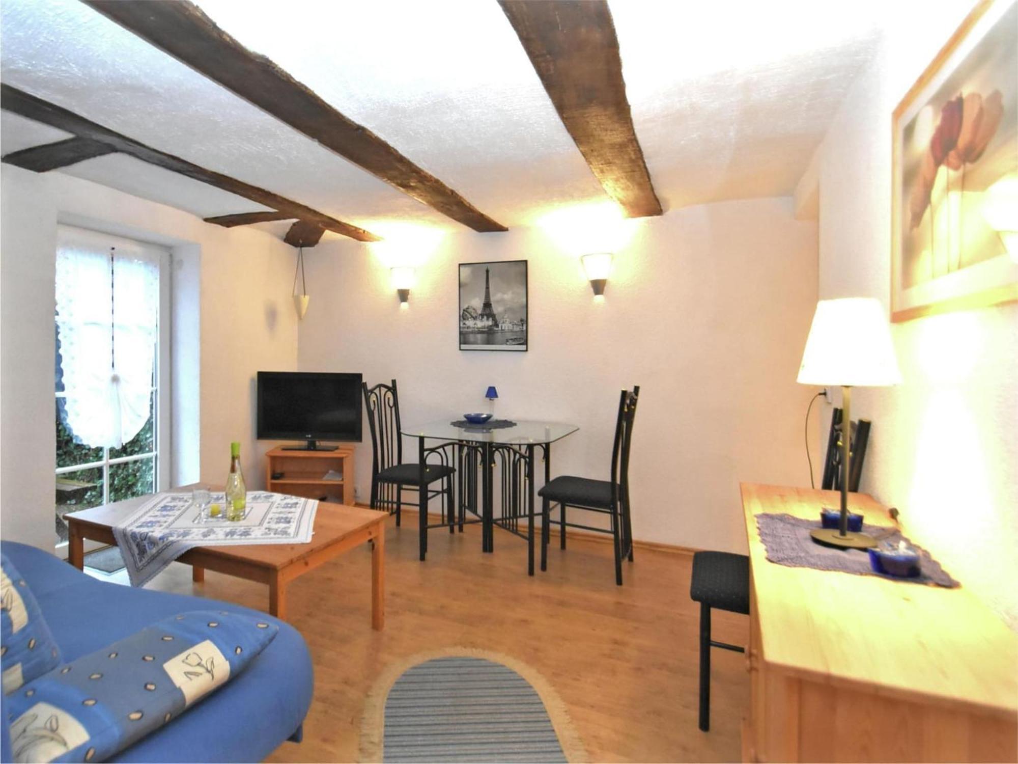 Small Apartment In Hesse With Terrace And Garden Frielendorf Zewnętrze zdjęcie