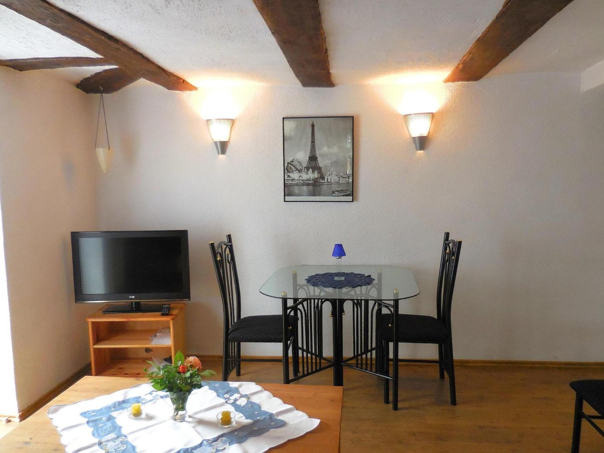 Small Apartment In Hesse With Terrace And Garden Frielendorf Zewnętrze zdjęcie